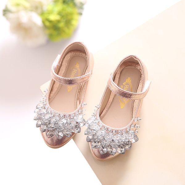2018 autumn children shoes girls princess leather shoes diamonds girls flat for kids wedding for golden pink, Black;grey
2018 autumn children shoes girls princess leather shoes diamonds girls flat for kids wedding for golden pink, Black;grey