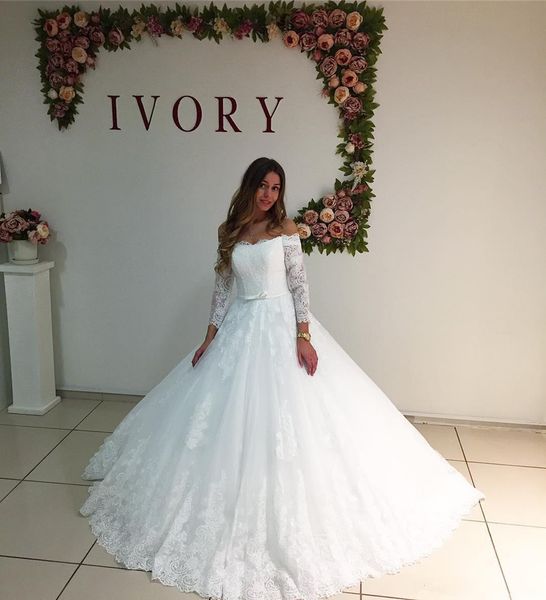 custom made long sleeves lace wedding dresses with bow sash off shoulder court train lace up back appliqued a line wedding bridal gowns, White
custom made long sleeves lace wedding dresses with bow sash off shoulder court train lace up back appliqued a line wedding bridal gowns, White