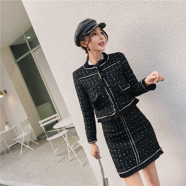 spring autumn female woolen coat and skirts set fashion women's luxury tweed sets ladies tassel jacket skirts 2 piece sets, White
spring autumn female woolen coat and skirts set fashion women's luxury tweed sets ladies tassel jacket skirts 2 piece sets, White