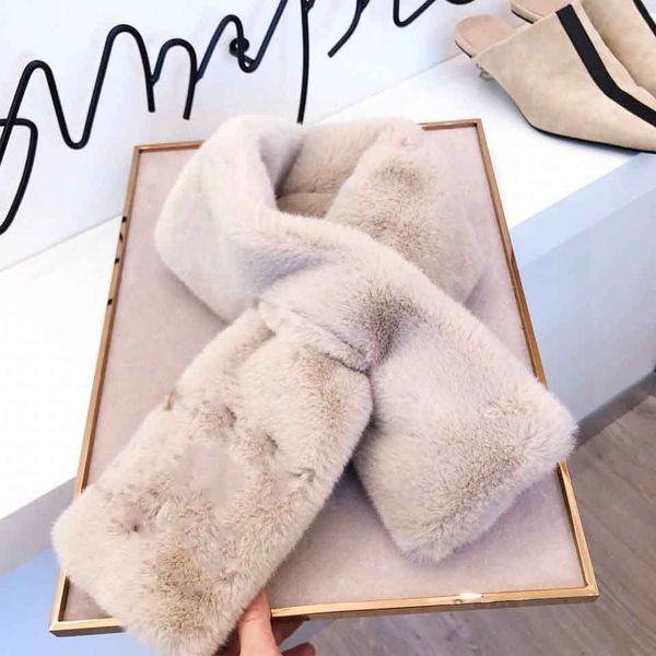 2019 autumn and winter new korean female winter rabbit fur scarves scarf to keep warm autumn and winter scarves grass female, Blue;gray
2019 autumn and winter new korean female winter rabbit fur scarves scarf to keep warm autumn and winter scarves grass female, Blue;gray