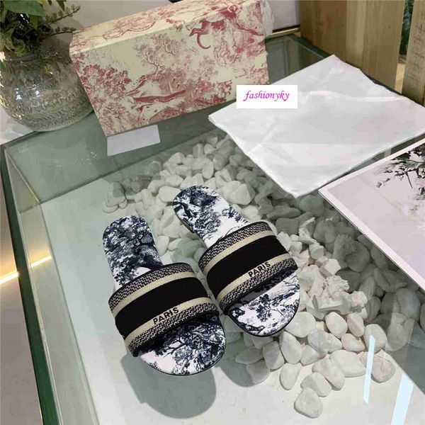 with boxdazzle flowers women sandals designer slippers embroidery sandal floral brocade slipper striped beach causal slippers, Black
with boxdazzle flowers women sandals designer slippers embroidery sandal floral brocade slipper striped beach causal slippers, Black