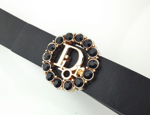 2020 classic luxury designers mos letter buckle genuine leather belt brands fashion strap mens womens jeans mans waistband wholesale e, Black;brown
2020 classic luxury designers mos letter buckle genuine leather belt brands fashion strap mens womens jeans mans waistband wholesale e, Black;brown