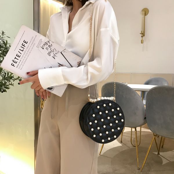 

texture french small women's bag 2019 new fashion fashion shoulder bag wild chain slanting girl pearl zip round pu