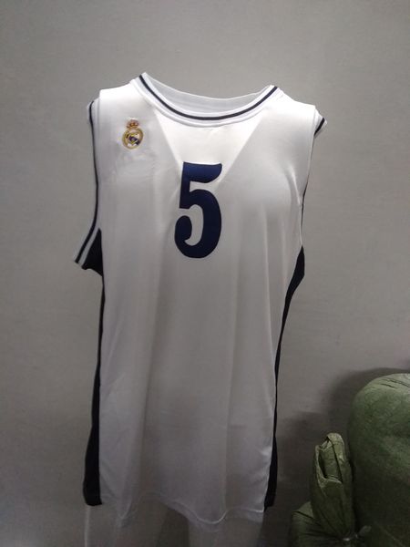 real pictures drazen petrovic #5 european real madrid white retro basketball jersey men's stitched custom any number name jerseys, Black;red
real pictures drazen petrovic #5 european real madrid white retro basketball jersey men's stitched custom any number name jerseys, Black;red