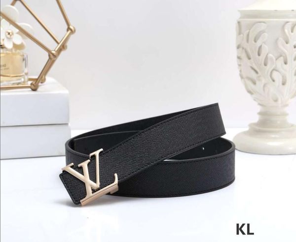 2020 fashion leather designers belt men's luxury men's women's belt new luxury goods with 05, Black;brown
2020 fashion leather designers belt men's luxury men's women's belt new luxury goods with 05, Black;brown