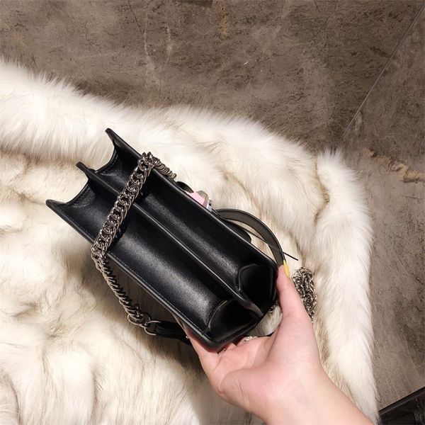 2020 designer handbags classic brand famous fashion purse crossbody bag messenger shoulder chain bags purses good leather
2020 designer handbags classic brand famous fashion purse crossbody bag messenger shoulder chain bags purses good leather