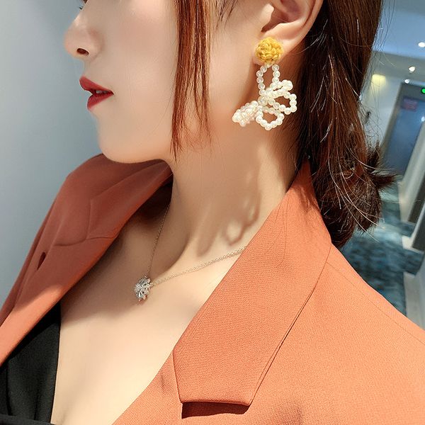 fashion pearl beaded bowknot drop earrings for women 2019 new handmade trendy jewelry pendientes, Silver
fashion pearl beaded bowknot drop earrings for women 2019 new handmade trendy jewelry pendientes, Silver