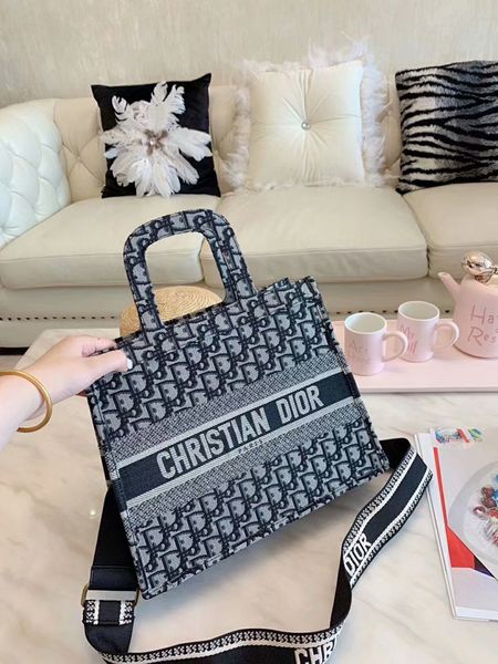 19 new de ign woman embroidered knit canva ingle houlder bag fa hion de ign handbag canva cro body handbag
19 new de ign woman embroidered knit canva ingle houlder bag fa hion de ign handbag canva cro body handbag