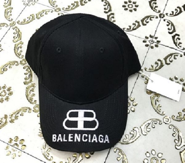20 new summer brand mens designer hats stable baseball caps luxury lady fashion visor hat snapback bone trucker casquette women leisure cap, Blue;gray
20 new summer brand mens designer hats stable baseball caps luxury lady fashion visor hat snapback bone trucker casquette women leisure cap, Blue;gray
