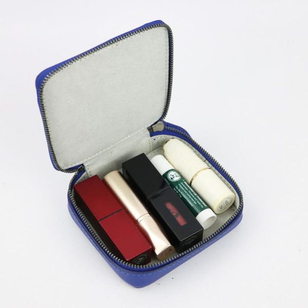 2020 saffiano genuine leather box for jewelry new style portable organizer display travel jewelry box zipper makeup storage
2020 saffiano genuine leather box for jewelry new style portable organizer display travel jewelry box zipper makeup storage