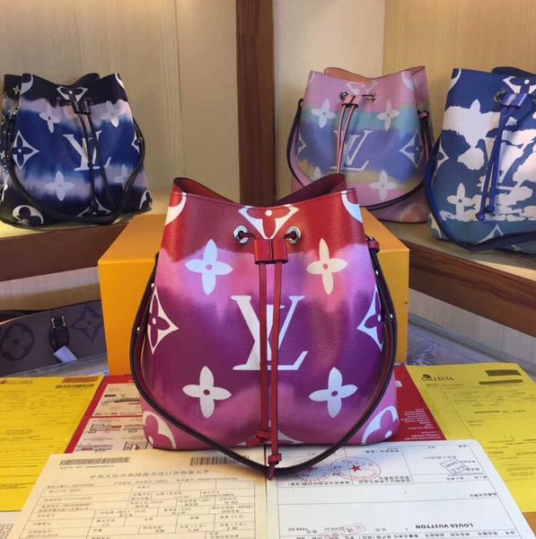designer luxury handbag purses women 2020 new versatile chain bags fashion personality shoulder messenger bag tote 005
designer luxury handbag purses women 2020 new versatile chain bags fashion personality shoulder messenger bag tote 005