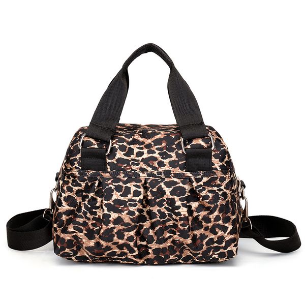 women messenger bag handbag 2020 new fashion women's bag nylon shoulder flower simple casual women's
women messenger bag handbag 2020 new fashion women's bag nylon shoulder flower simple casual women's