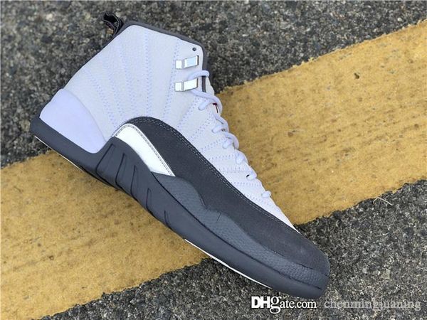high air authentic 12 dark grey white basketball shoes retro real carbon fiber 12s men sports sneakers 130690-160 with box
high air authentic 12 dark grey white basketball shoes retro real carbon fiber 12s men sports sneakers 130690-160 with box