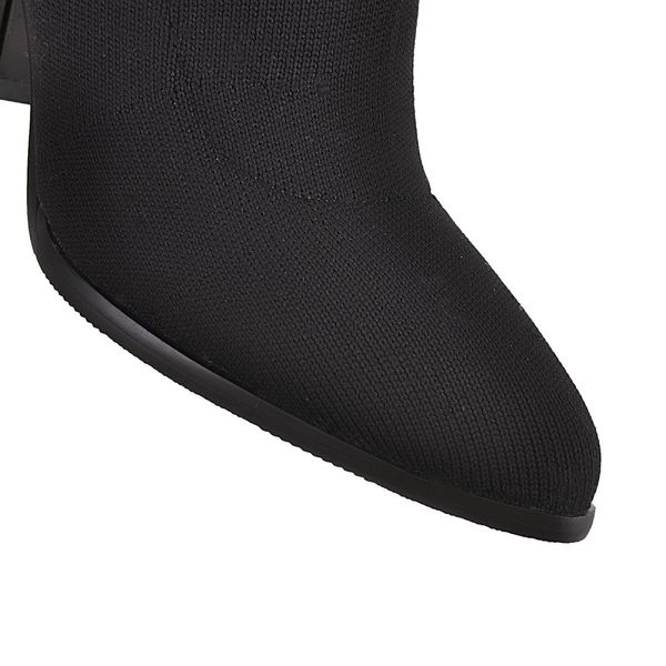 18 years with 40 - new point thick with high tube joker female boots tide of 43, 18712, Black
18 years with 40 - new point thick with high tube joker female boots tide of 43, 18712, Black
