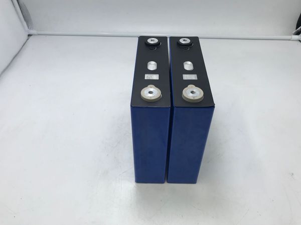 32pcs 3.2v 200ah lifepo4 battery lithium deep cycle for diy 12v 24v 800ah 1000ah solar energy storage inverter boat water heater
32pcs 3.2v 200ah lifepo4 battery lithium deep cycle for diy 12v 24v 800ah 1000ah solar energy storage inverter boat water heater