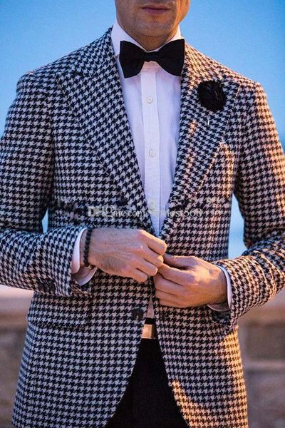 and fine two buttons groomsmen peak lapel groom tuxedos men suits wedding/prom/dinner man blazer(jacket+pants+tie) a132, Black;gray
and fine two buttons groomsmen peak lapel groom tuxedos men suits wedding/prom/dinner man blazer(jacket+pants+tie) a132, Black;gray