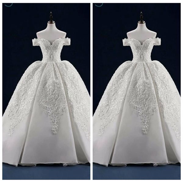 off shoulder lace appliques ball gown wedding dresses bandage back 2020 bridal gowns customized long train real pictures marriage wear, White
off shoulder lace appliques ball gown wedding dresses bandage back 2020 bridal gowns customized long train real pictures marriage wear, White