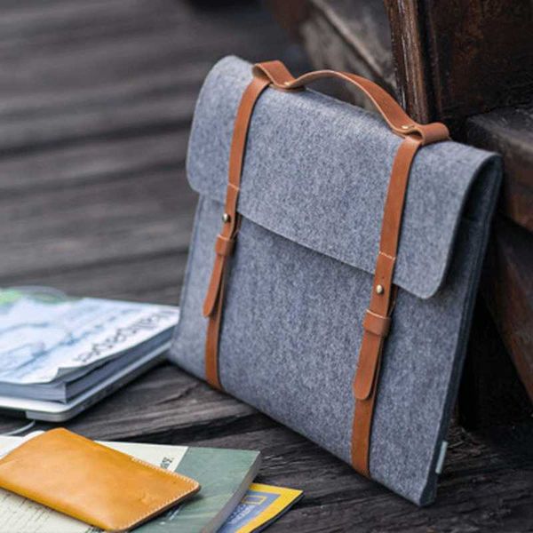 felt lapbag business minimalist handbag 13/15.6 inch computer bag office bags for women briefcase for men
felt lapbag business minimalist handbag 13/15.6 inch computer bag office bags for women briefcase for men
