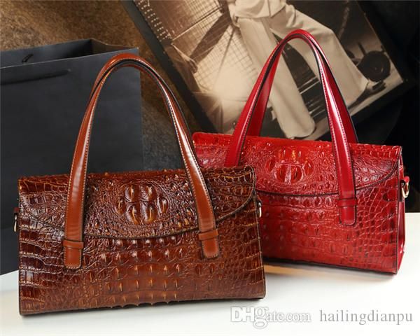 pillow pack crocodile grain big bag 2019 new female boston his middle-aged mother single shoulder bag portable air 006
pillow pack crocodile grain big bag 2019 new female boston his middle-aged mother single shoulder bag portable air 006