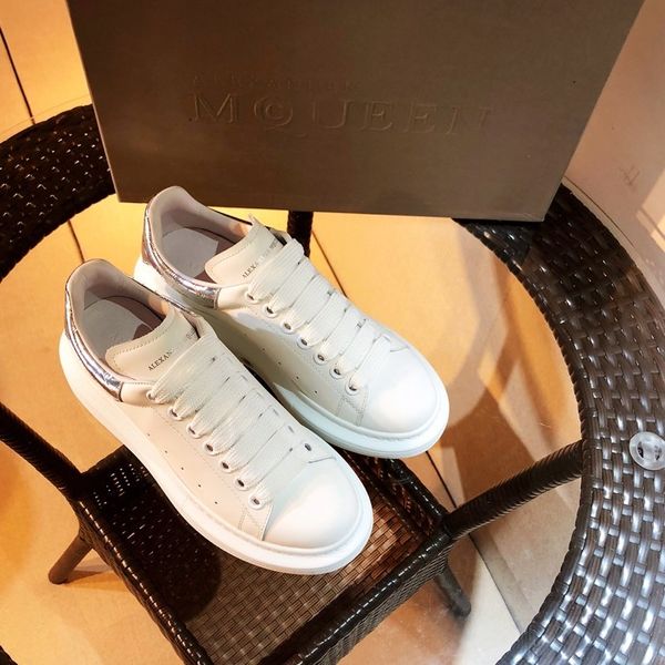 2020 new wm couple platform shoes men casual sports ladies casual platform sports shoes
2020 new wm couple platform shoes men casual sports ladies casual platform sports shoes