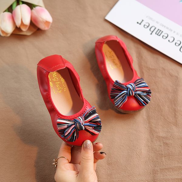2018 kids shoes fashion girls beautifull shoes for girls spring children princess anti-slippery tenis infantil red, pink, Black;red
2018 kids shoes fashion girls beautifull shoes for girls spring children princess anti-slippery tenis infantil red, pink, Black;red