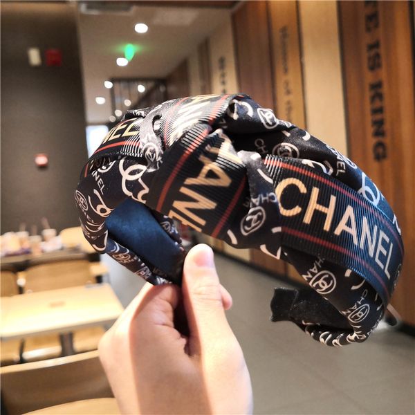 designers headbands women hair sticks brand headbands letters female hair bands wholesale, Slivery;white
designers headbands women hair sticks brand headbands letters female hair bands wholesale, Slivery;white