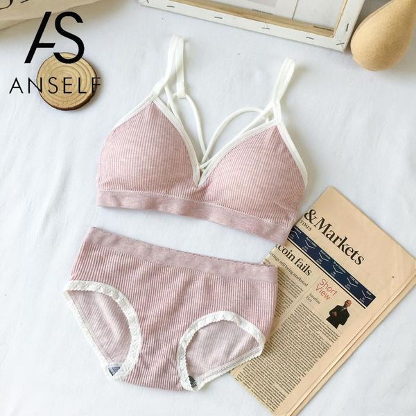 women girls bra set underpants spaghetti strap wireless underwear women bet padded bralette briefs two piece bra briefs set, Red;black
women girls bra set underpants spaghetti strap wireless underwear women bet padded bralette briefs two piece bra briefs set, Red;black