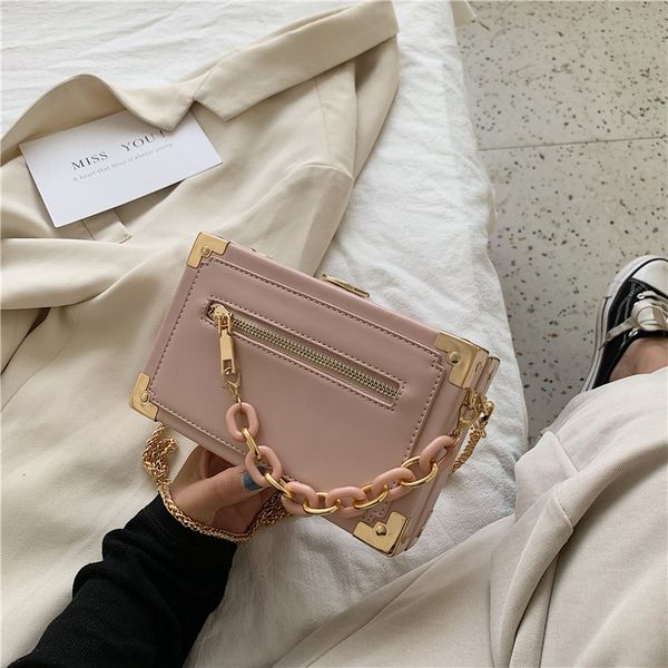 2020 camera crossbody bags shoulder bags ladies handbags acyrlic chain link women bag flap zipper purses
2020 camera crossbody bags shoulder bags ladies handbags acyrlic chain link women bag flap zipper purses
