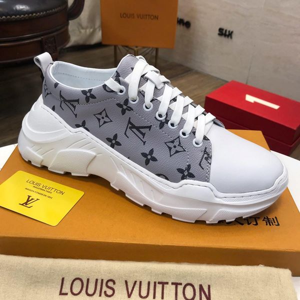 2019m spring and autumn men s casual sports shoes high-belt travel sneakers, with micro-standard, with the original fast delivery
2019m spring and autumn men s casual sports shoes high-belt travel sneakers, with micro-standard, with the original fast delivery