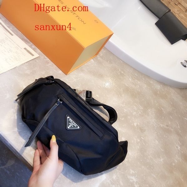 Fa hion brand fannypack letter wai t bag for men women zipper outdoor wai tpack pack cycling cla ic cro body bag pur e g u3
Fa hion brand fannypack letter wai t bag for men women zipper outdoor wai tpack pack cycling cla ic cro body bag pur e g u3
