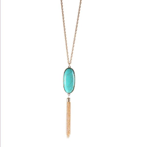 light yellow gold color oval shape green turquoises stone pendant with tassels necklace abalone shell jewelry, Silver
light yellow gold color oval shape green turquoises stone pendant with tassels necklace abalone shell jewelry, Silver