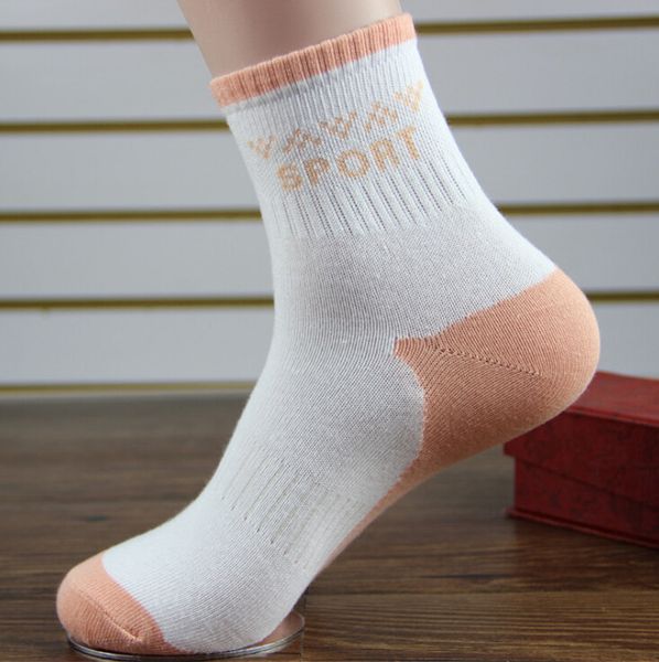 sports socks autumn and winter ladies cotton outdoor breathable running sports medium socks factory wholesale, Black
sports socks autumn and winter ladies cotton outdoor breathable running sports medium socks factory wholesale, Black