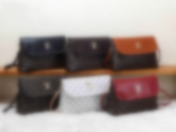 909 leather classic fashion handbag card bag zero wallet men's and women's backpacks single shoulder bag 909
909 leather classic fashion handbag card bag zero wallet men's and women's backpacks single shoulder bag 909