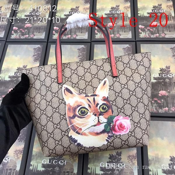 the famous fresh handbag large capacity shopping bag cartoon single cartoon shoulder women makeup bags england style
the famous fresh handbag large capacity shopping bag cartoon single cartoon shoulder women makeup bags england style