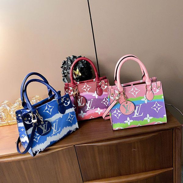 2020 new brand designer women tote clutch handbag shoulder bags messenger schoolbag #13;lv louis vuitton 09
2020 new brand designer women tote clutch handbag shoulder bags messenger schoolbag #13;lv louis vuitton 09