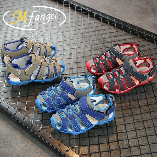Kids shoe summer new Korean fashion classic boys and girls sandals factory direct children's clothing for foreign trade, Black;red
Kids shoe summer new Korean fashion classic boys and girls sandals factory direct children's clothing for foreign trade, Black;red