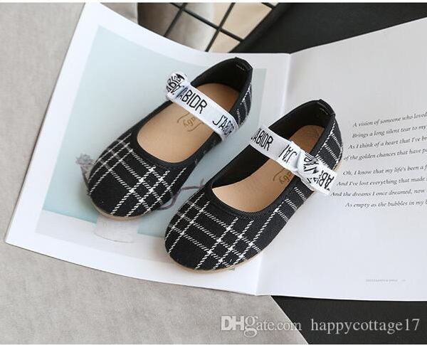 children's shoes 2020 new girls slip-on princess shoes girls bow peas baby single shoes size 21-35, Black;red
children's shoes 2020 new girls slip-on princess shoes girls bow peas baby single shoes size 21-35, Black;red