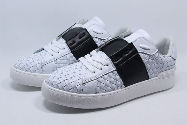 new fashion rivet small white shoes women's wild leather flat casual shoes color matching couple models design men shoes, Black
new fashion rivet small white shoes women's wild leather flat casual shoes color matching couple models design men shoes, Black