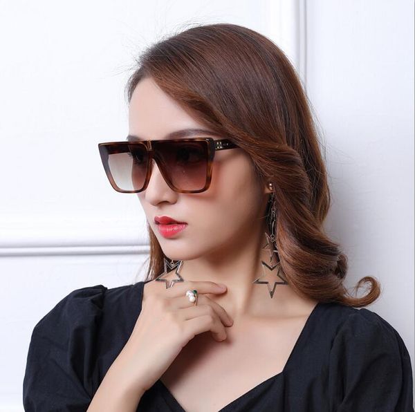 new fashion women sunglasses 7160 men sunglasses simple and generous men sun glasses outdoor uv400 protection eyewear with case, White;black
new fashion women sunglasses 7160 men sunglasses simple and generous men sun glasses outdoor uv400 protection eyewear with case, White;black