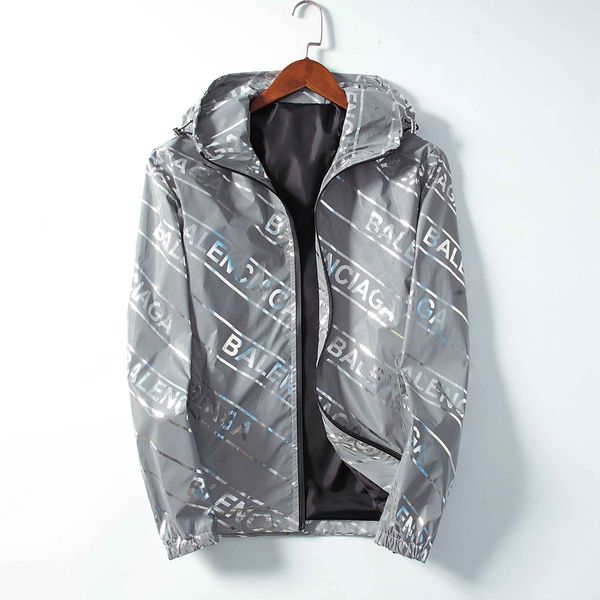 2019 fashion new black long-sleeved men's jacket jacket winter sports outdoor jacket zipper trend-proof trench coat men's wear, Black;brown
2019 fashion new black long-sleeved men's jacket jacket winter sports outdoor jacket zipper trend-proof trench coat men's wear, Black;brown