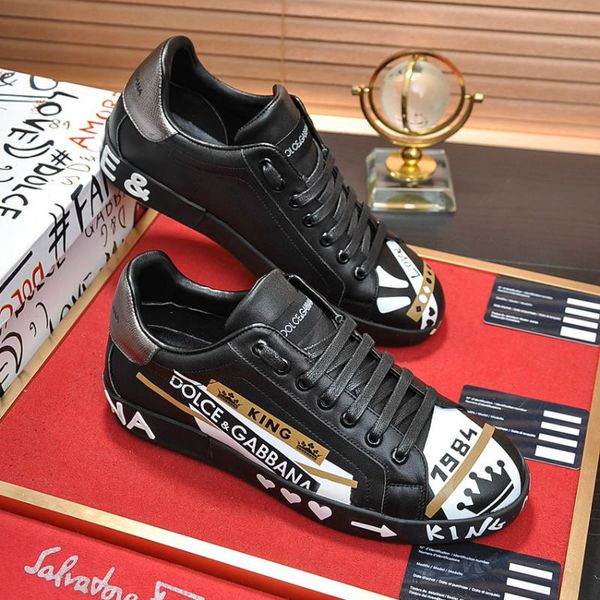 the latest models of unique modern wind simple sports shoes men's original brand men's casual shoes comfortable luxury shoes, Black
the latest models of unique modern wind simple sports shoes men's original brand men's casual shoes comfortable luxury shoes, Black