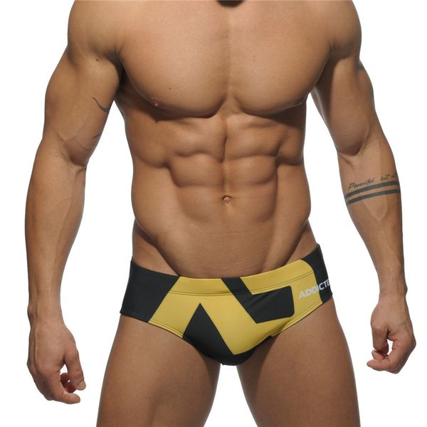 selling men triangular swimming trunks europe and america-knicker breathable printing underpants men's with packagi, Black;white
selling men triangular swimming trunks europe and america-knicker breathable printing underpants men's with packagi, Black;white