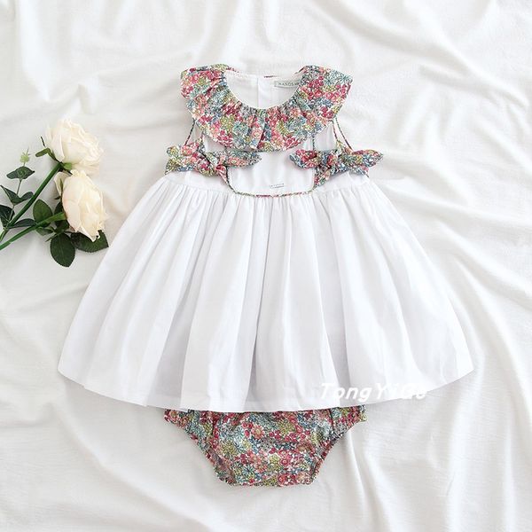 new fashion girls dress set floral pattern ruffles collar sleeveless white baby dress +shorts
new fashion girls dress set floral pattern ruffles collar sleeveless white baby dress +shorts