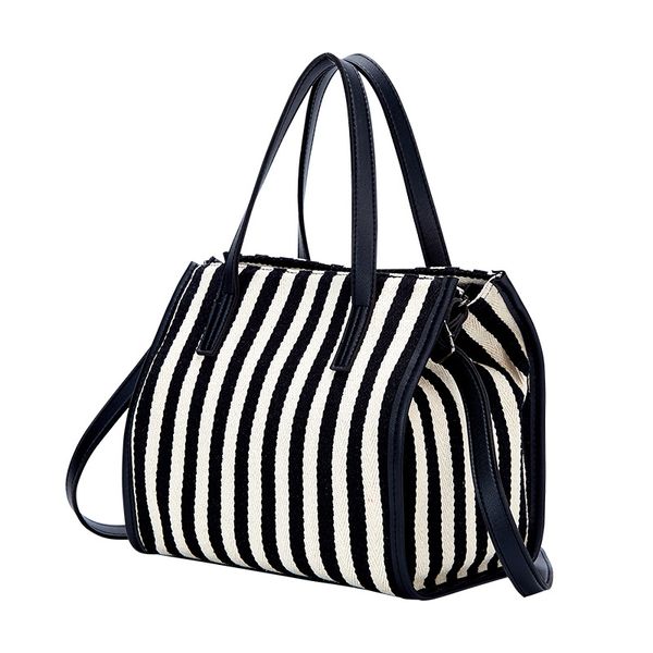 canvas cloth diaper bags shoulder bags for mom stripe printing nappy bag multifunction handbag lightweight bzj017
canvas cloth diaper bags shoulder bags for mom stripe printing nappy bag multifunction handbag lightweight bzj017