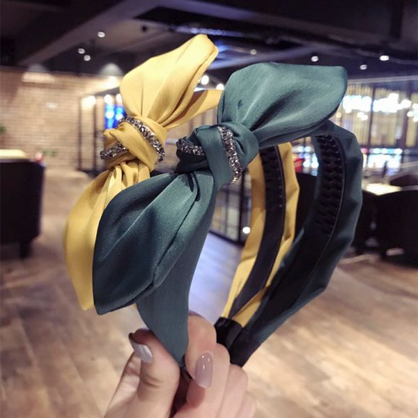 korean style women hairbands knotted headbands rhinestone hair bands girls fashion twisted tie headwear for hair accessories
korean style women hairbands knotted headbands rhinestone hair bands girls fashion twisted tie headwear for hair accessories