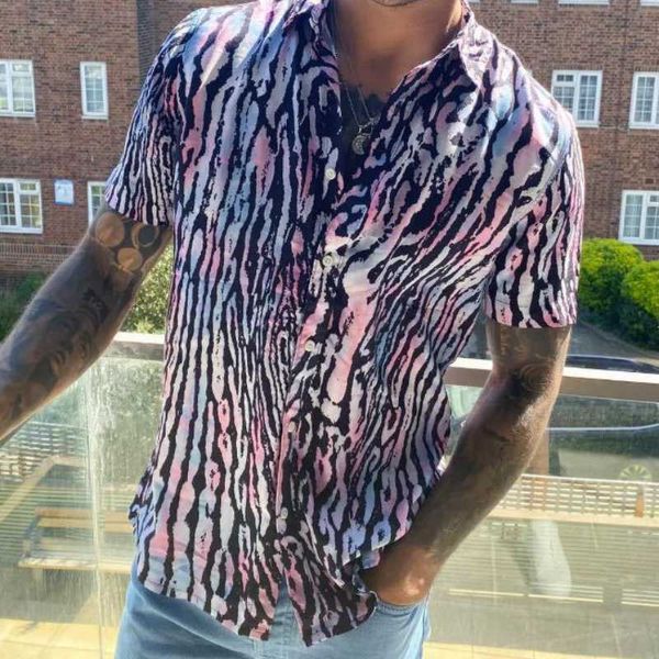 men shirts short sleeved hawaiian shirts men's fluttering leopard print plain round collar shirt casual hawaiian shirt, White;black
men shirts short sleeved hawaiian shirts men's fluttering leopard print plain round collar shirt casual hawaiian shirt, White;black
