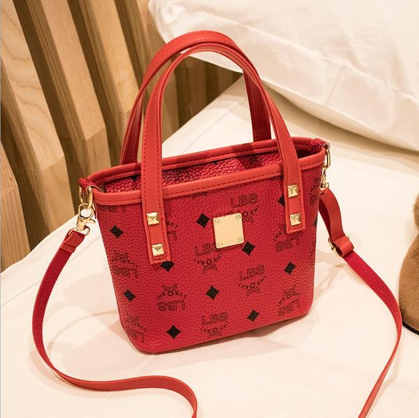 fashion women bags designer handbags crossbody bag luxury shoulder bags messenger ladies wallet tote purses
fashion women bags designer handbags crossbody bag luxury shoulder bags messenger ladies wallet tote purses