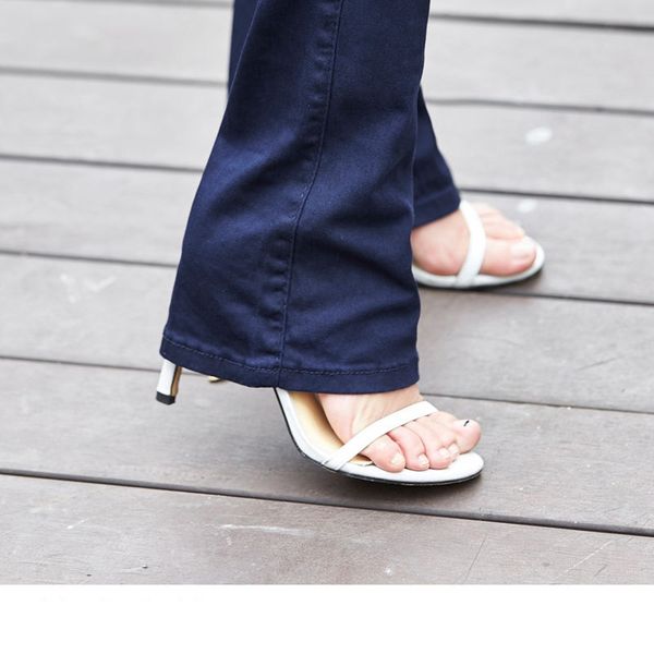 women's jeans women 2021 candy color bodycon woman denim pants workwear high waist slim elastic ladies flare trousers pantalone femme, Blue
women's jeans women 2021 candy color bodycon woman denim pants workwear high waist slim elastic ladies flare trousers pantalone femme, Blue