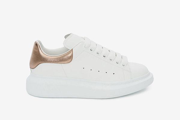 mc season shoe fashion luxury women shoes men leather lace up platform oversized sole sneakers white black casual shoes with box
mc season shoe fashion luxury women shoes men leather lace up platform oversized sole sneakers white black casual shoes with box