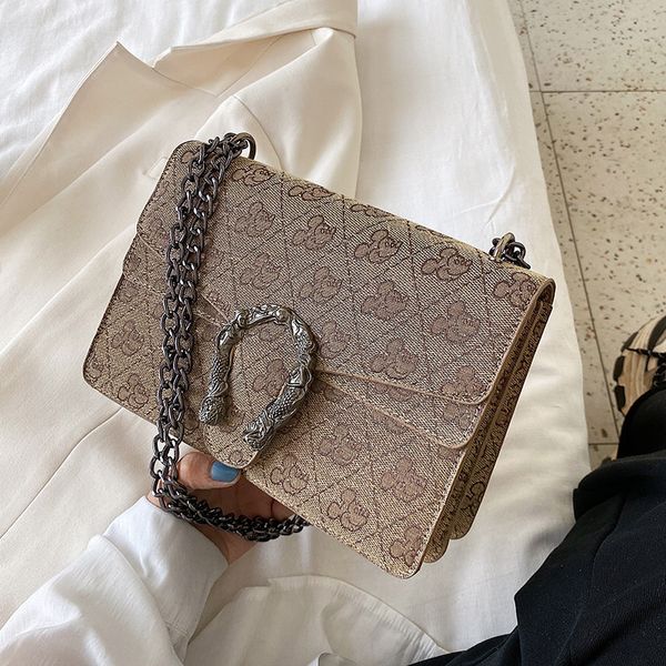 vintage women baguette bag handbag women bag classic chain shoulder 2020 new female leather crossbody bags
vintage women baguette bag handbag women bag classic chain shoulder 2020 new female leather crossbody bags
